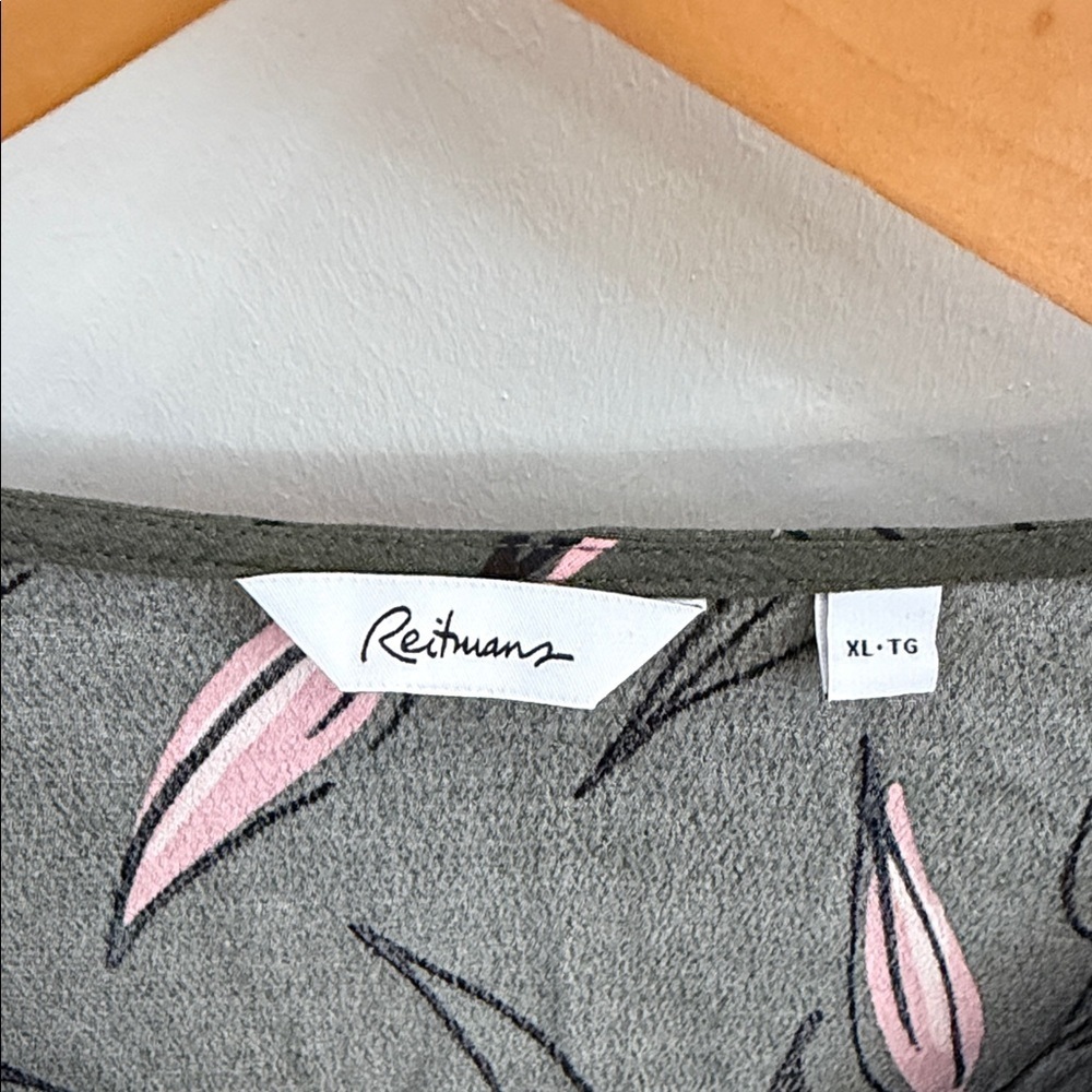 Reitmans Olive & Pink Leaf Print Wrap Blouse – Size XL - Picture 2 of 6